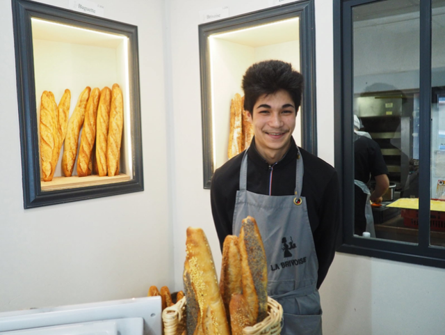 Illustration vendeur boulangerie